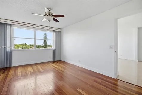 2521 NW 104th Avenue Sunrise FL 33322