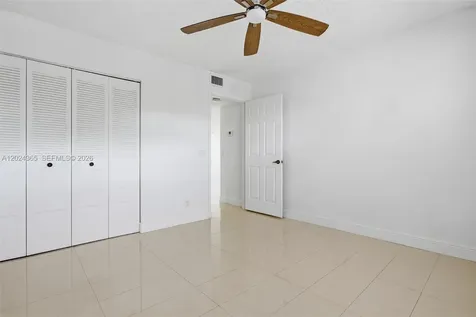 2521 NW 104th Avenue Sunrise FL 33322
