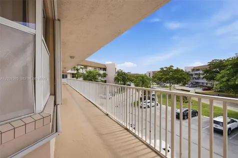 2521 NW 104th Avenue Sunrise FL 33322