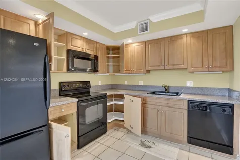 1551 SW 135th Terrace Pembroke Pines FL 33027