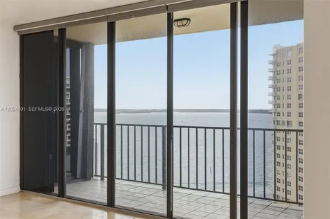 520 Brickell Key Drive Miami FL 33131