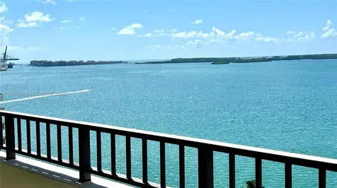 520 Brickell Key Drive Miami FL 33131