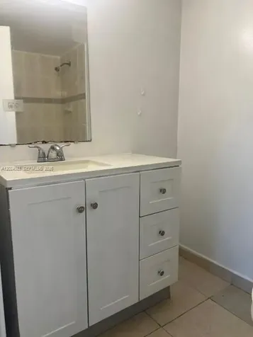 666 W 81st Street Hialeah FL 33014