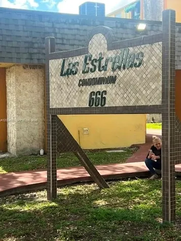 666 W 81st Street Hialeah FL 33014