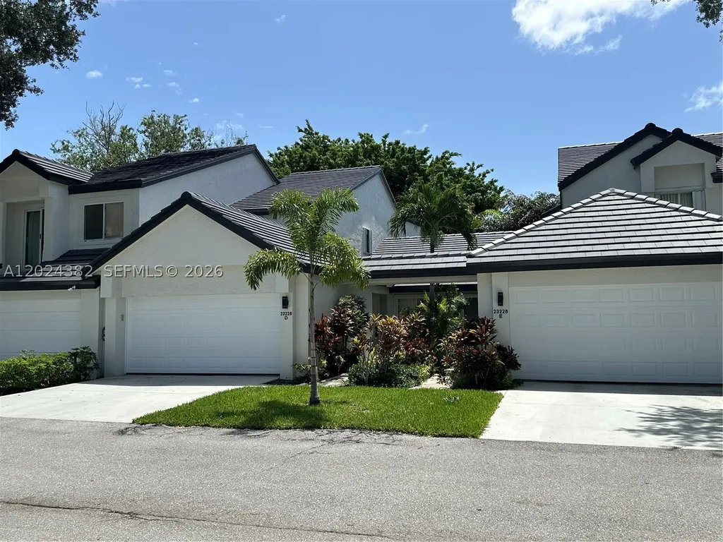 23228 Fountain View Boca Raton FL 33433