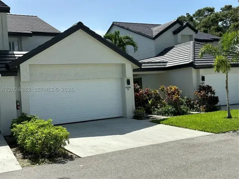 23228 Fountain View Boca Raton FL 33433