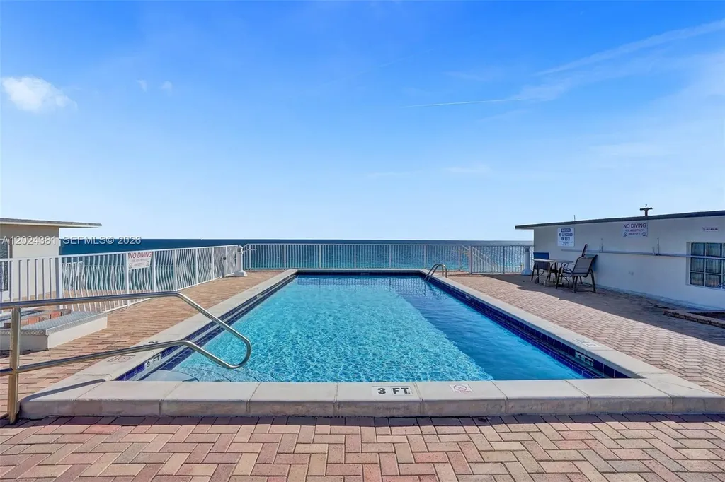 300 Oregon Street Hollywood FL 33019