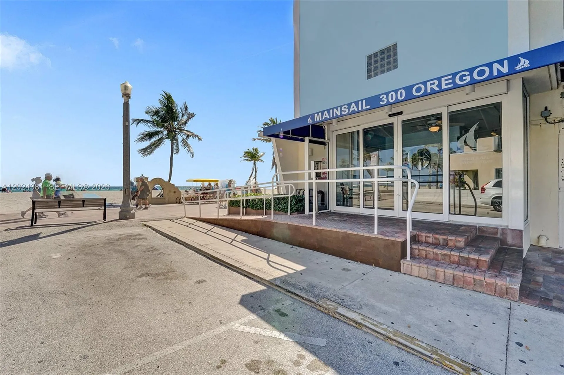 300 Oregon Street Hollywood FL 33019