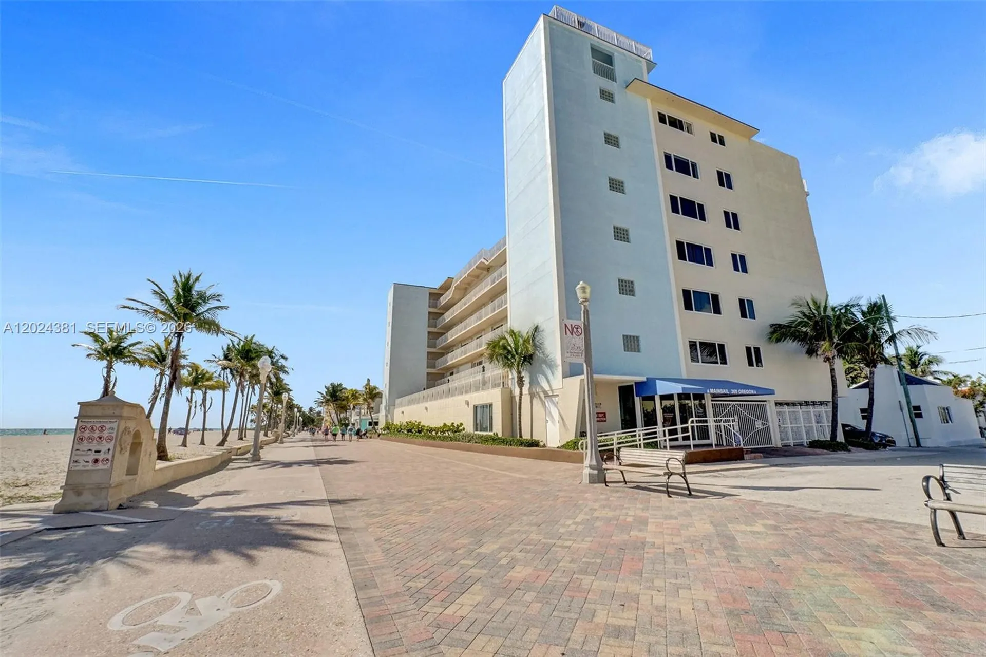 300 Oregon Street Hollywood FL 33019