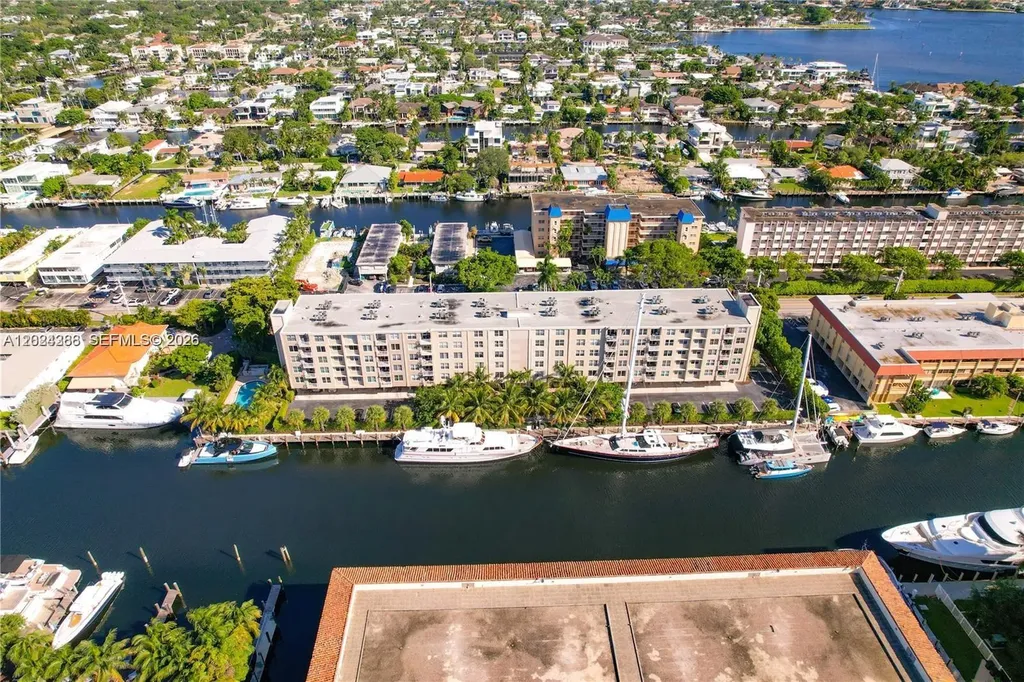 1600 SE 15th Street Fort Lauderdale FL 33316