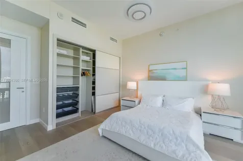 17475 Collins Avenue Sunny Isles Beach FL 33160