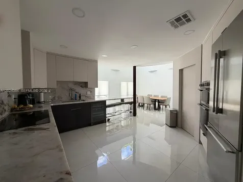 10462 NW 130th Street Hialeah Gardens FL 33018