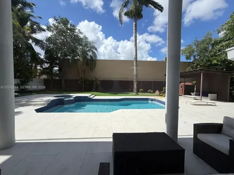 10462 NW 130th Street Hialeah Gardens FL 33018