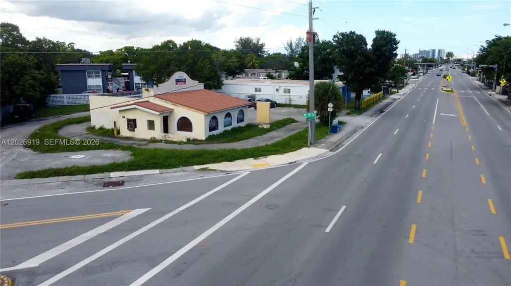 14100 W Dixie Highway North Miami FL 33161