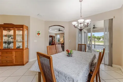 4402 SW 162nd Place Miami FL 33185