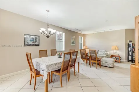 4402 SW 162nd Place Miami FL 33185