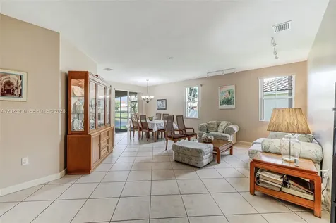 4402 SW 162nd Place Miami FL 33185