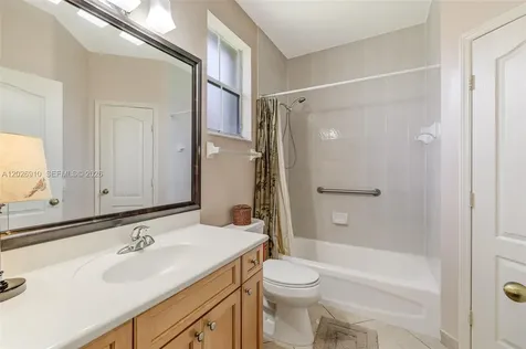 4402 SW 162nd Place Miami FL 33185