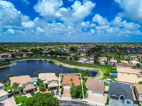 4402 SW 162nd Place Miami FL 33185