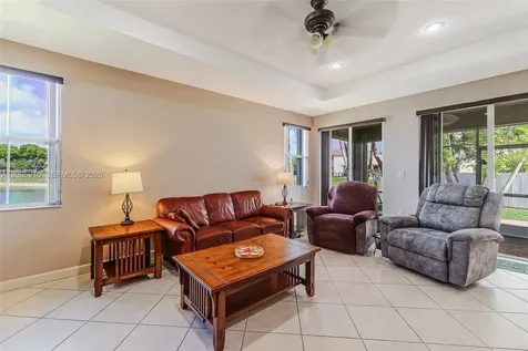 4402 SW 162nd Place Miami FL 33185