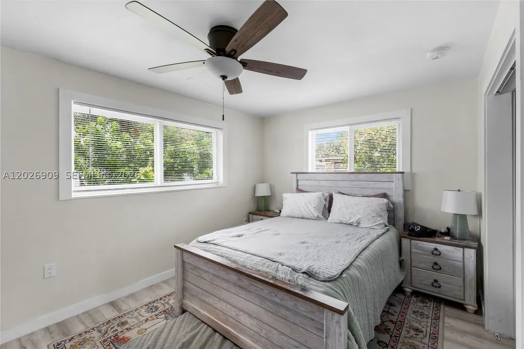 1870 SW 42nd Terrace Fort Lauderdale FL 33317