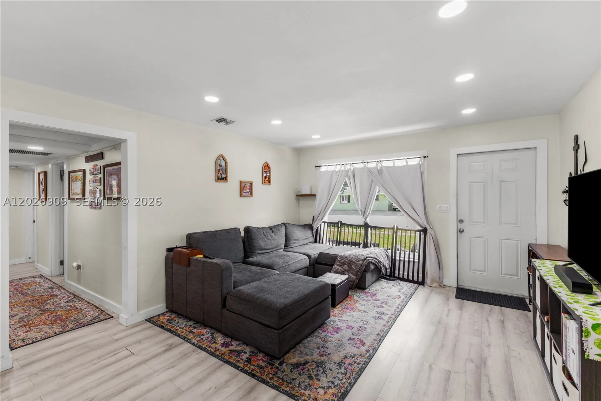 1870 SW 42nd Terrace Fort Lauderdale FL 33317