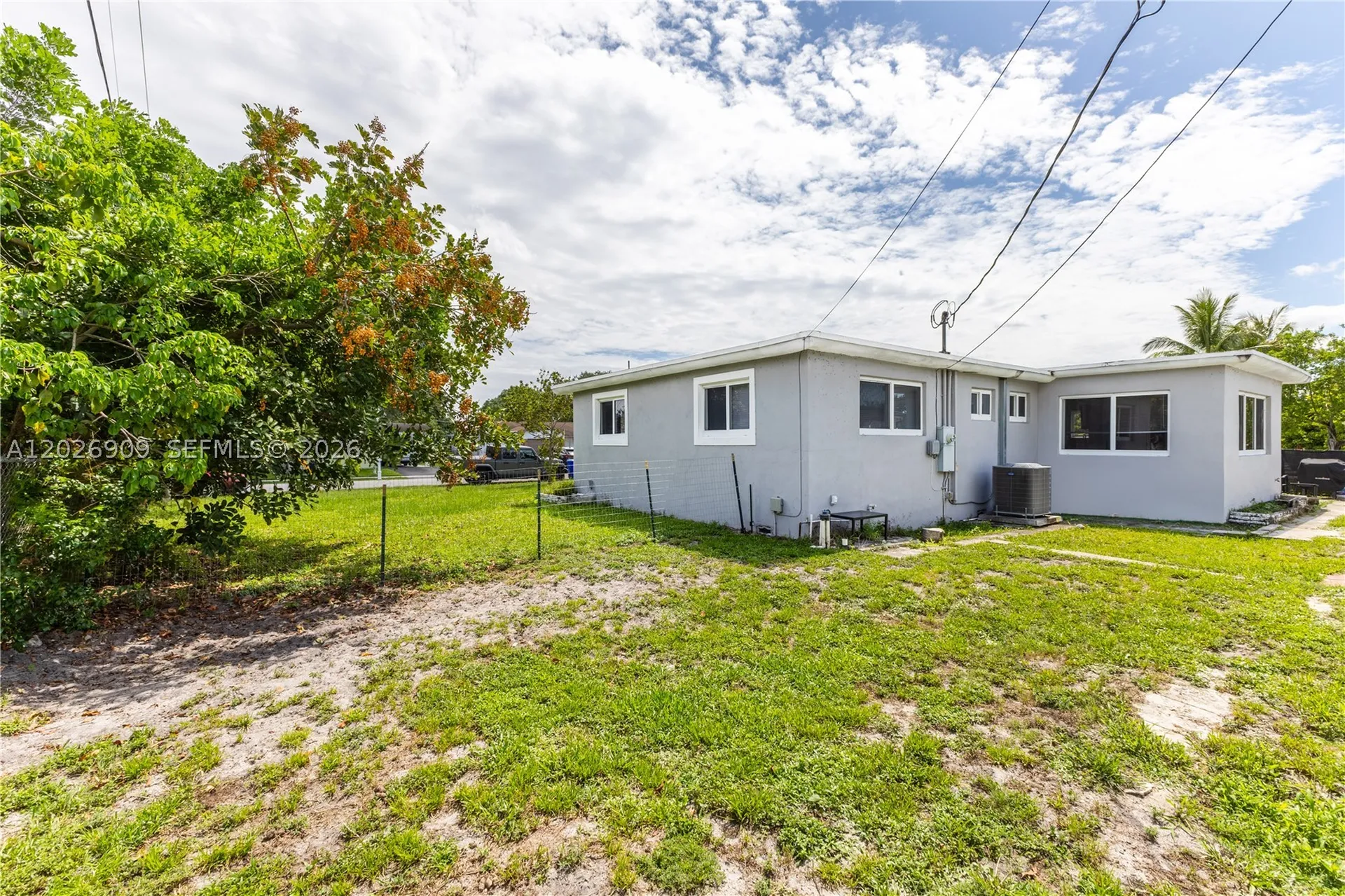 1870 SW 42nd Terrace Fort Lauderdale FL 33317