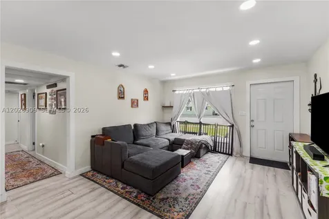 1870 SW 42nd Terrace Fort Lauderdale FL 33317