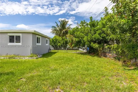 1870 SW 42nd Terrace Fort Lauderdale FL 33317