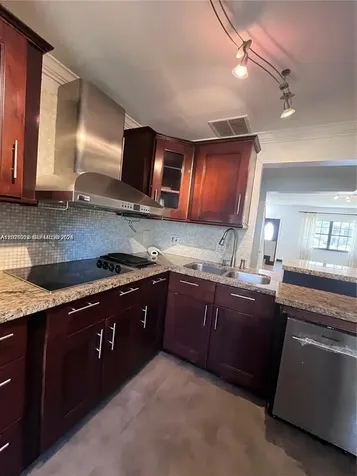 8962 Collins Avenue Surfside FL 33154