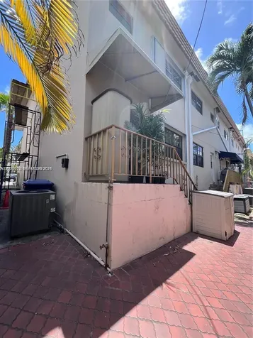 8962 Collins Avenue Surfside FL 33154