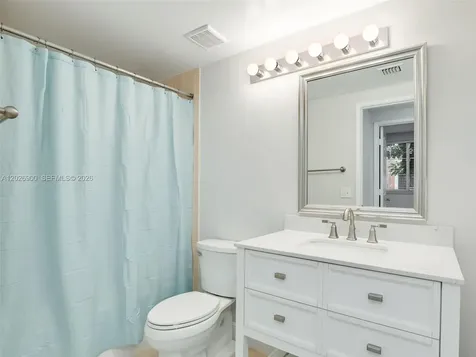 1235 Reserve Way Naples FL 34105