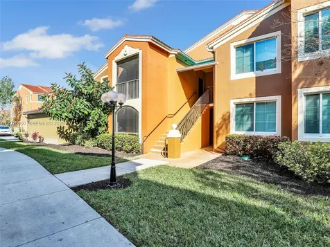 1235 Reserve Way Naples FL 34105