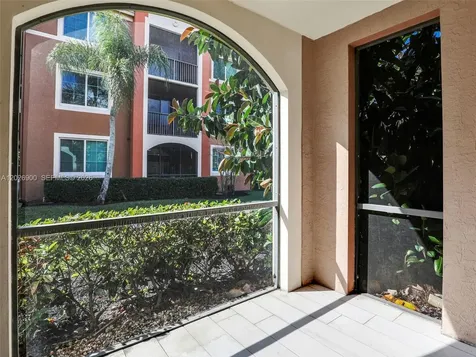 1235 Reserve Way Naples FL 34105