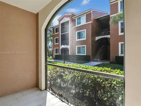 1235 Reserve Way Naples FL 34105