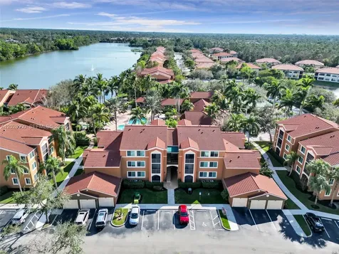 1235 Reserve Way Naples FL 34105