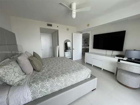 50 Biscayne Boulevard Miami FL 33132