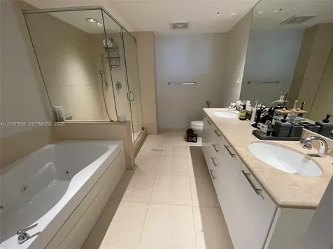 50 Biscayne Boulevard Miami FL 33132