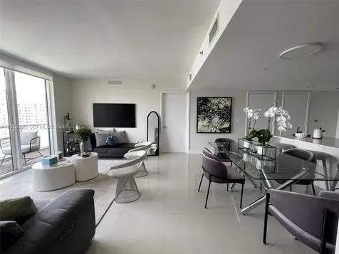 50 Biscayne Boulevard Miami FL 33132