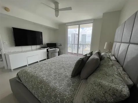 50 Biscayne Boulevard Miami FL 33132
