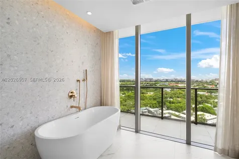 2678 Tigertail Avenue Miami FL 33133
