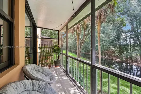 400 Commodore Drive Plantation FL 33325