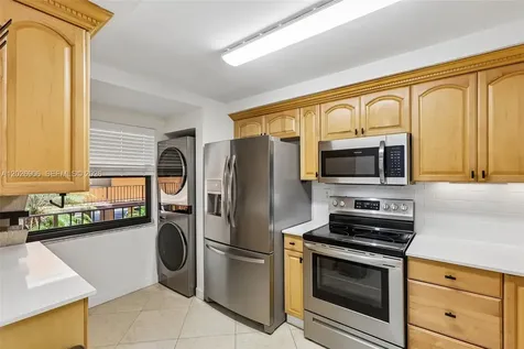 400 Commodore Drive Plantation FL 33325