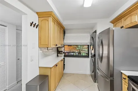 400 Commodore Drive Plantation FL 33325