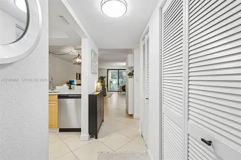 400 Commodore Drive Plantation FL 33325