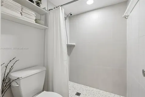 400 Commodore Drive Plantation FL 33325