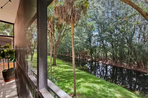 400 Commodore Drive Plantation FL 33325