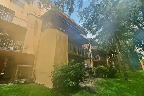 400 Commodore Drive Plantation FL 33325