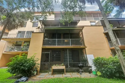 400 Commodore Drive Plantation FL 33325