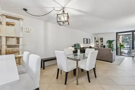 400 Commodore Drive Plantation FL 33325